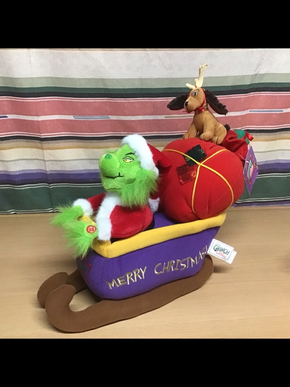"HOW THE GRINCH STOLE CHRISTMAS" Musical & Dancing Sleigh Plush W/tags Read Desc